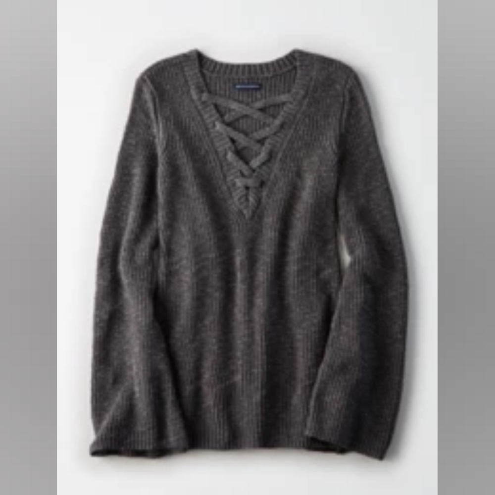 American Eagle Chunky Lace-Up Pullover